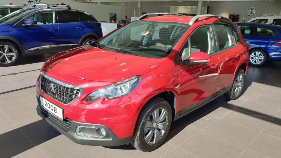 Peugeot 2008, 1.2i 110k,Active, NAVI, Kamera, barva červená