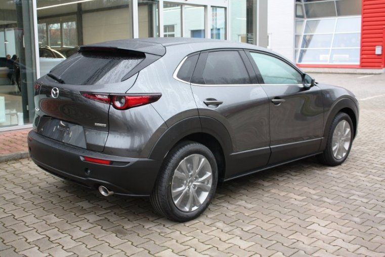 Mazda CX-30, SKYACTIV-X, barva šedá