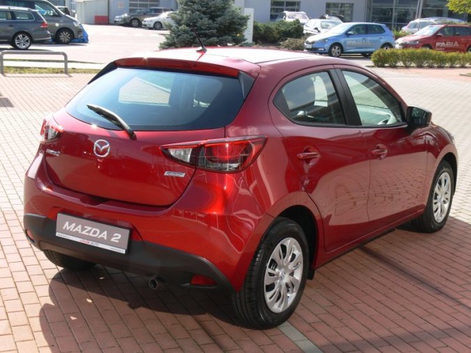 Mazda 2, 1.5 Skyactiv G75, barva červená