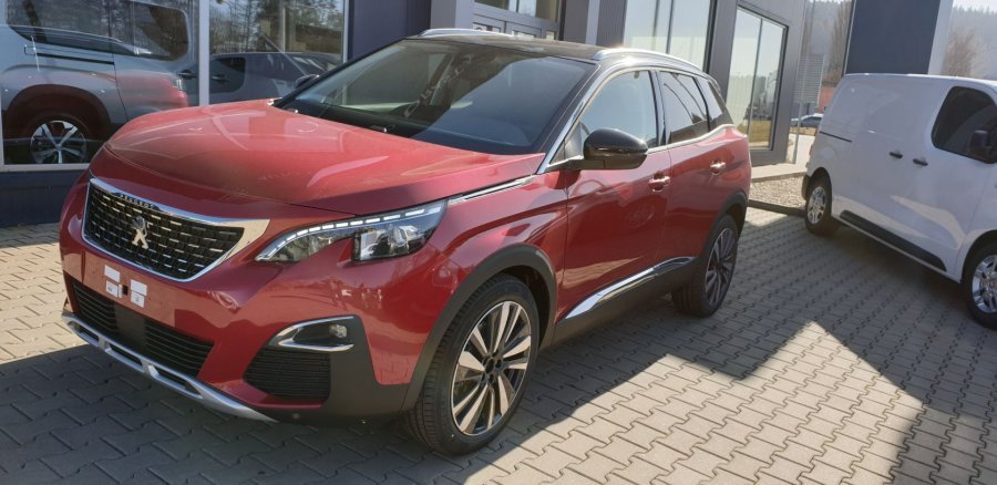 Peugeot 3008, ALLURE 1.2 PureTech 130 S&S MAN6 - NAVI - PŘEDVÁDĚCÍ VŮZ, barva červená