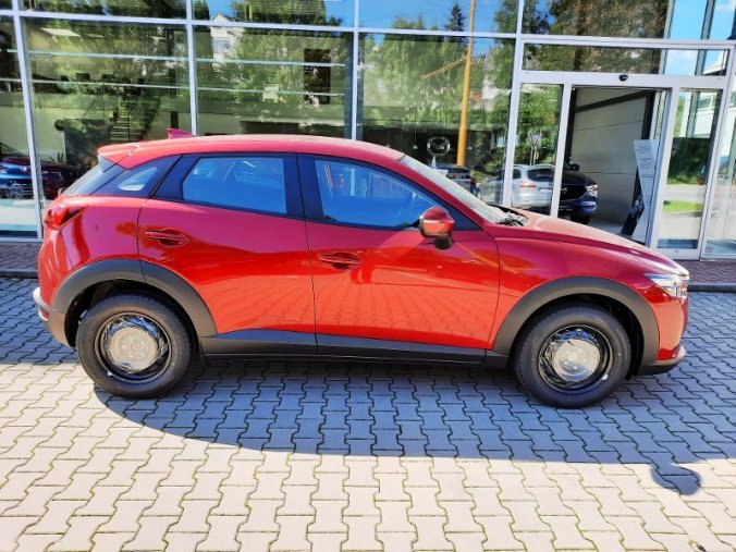 Mazda CX-3, Skyactiv-G, barva červená