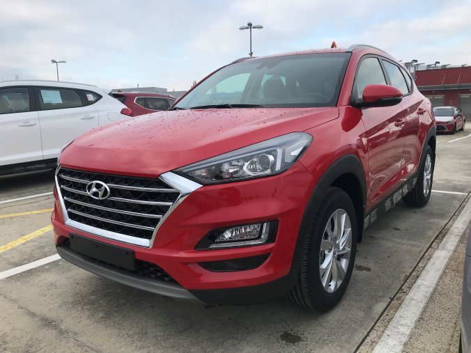 Hyundai Tucson, 1,6 T-GDi 130 kW (95 NAT) 6 st. man, barva červená