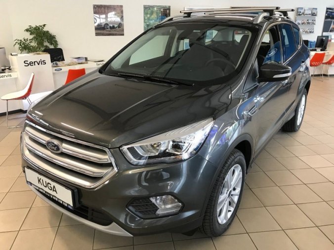 Ford Kuga, 1.5 EcoBoost, barva šedá