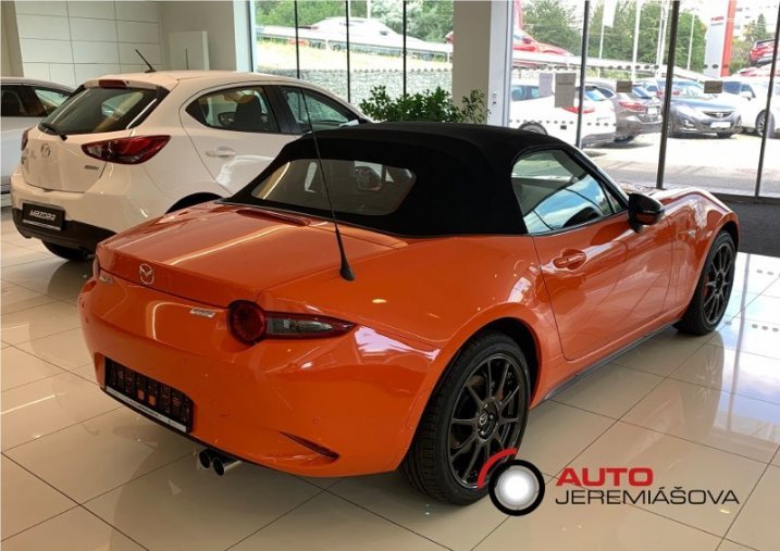 Mazda MX-5, 2.0G184 + 5 let záruka, barva oranžová