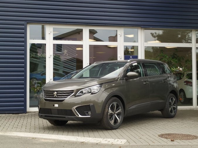 Peugeot 5008, ACTIVE 1.5 BlueHDi 130 S&S EAT8, barva šedá