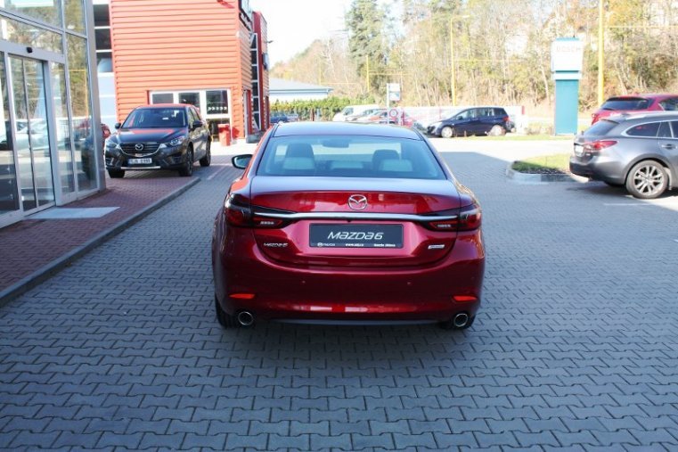 Mazda 6, SKYACTIV-G, barva červená