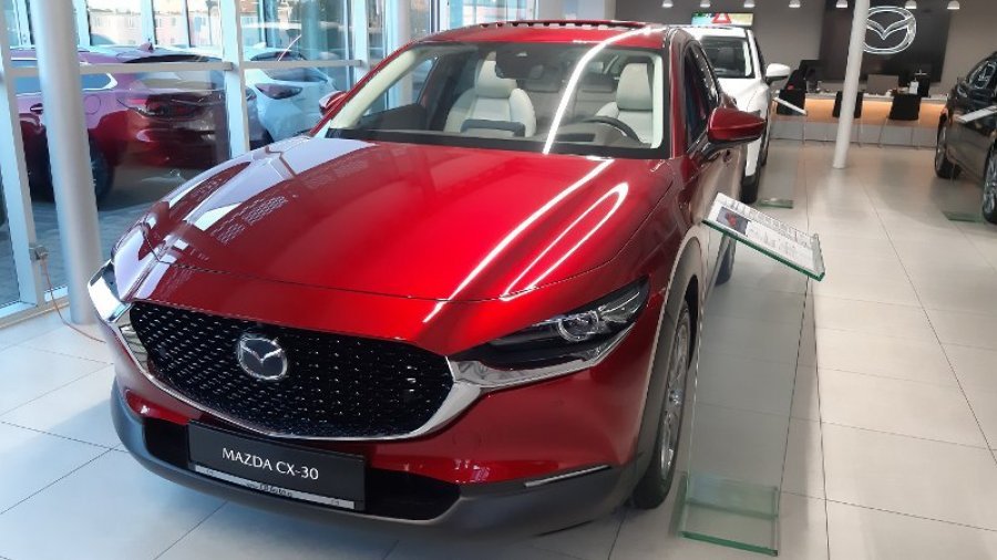 Mazda CX-30, Skyactiv-X180 A/T, barva červená