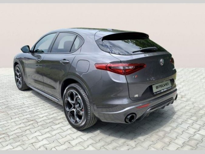 Alfa Romeo Stelvio, 2.0 Turbo 280k Q4 VELOCE, barva šedá