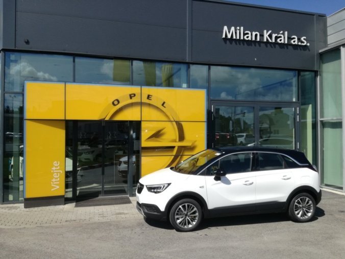 Opel Crossland X, Innovation 1.2 Turbo 81kW, barva bílá