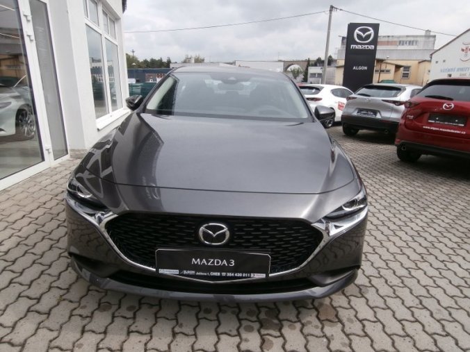 Mazda 3, Skyactiv G122, barva šedá