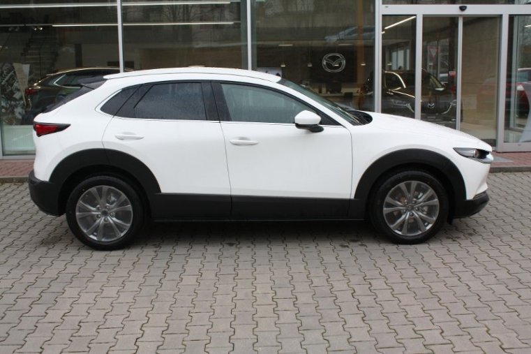 Mazda CX-30, SKYACTIV-X, barva bílá