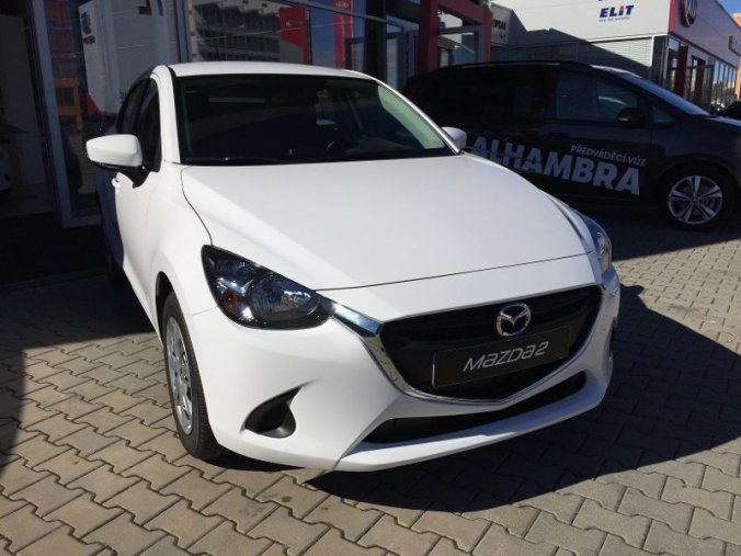 Mazda 2, 1,5 Skyactiv-G75, barva bílá