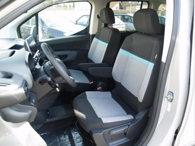 Citroën Berlingo, XL Feel Pack 1,5BHDi 130 7míst, barva béžová