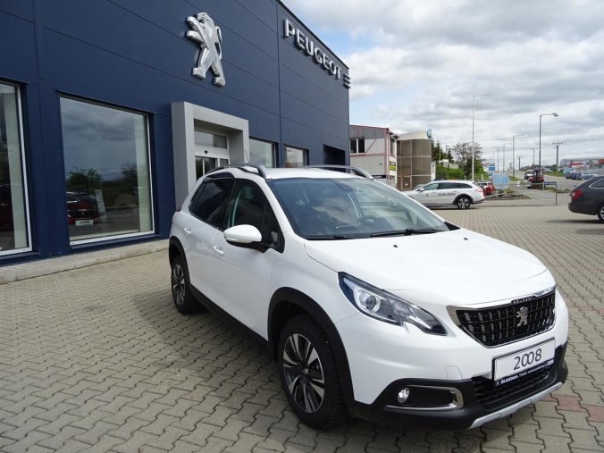 Peugeot 2008, ALLURE 1.2 PureTech 110k EAT6, barva bílá