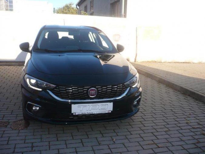 Fiat Tipo, HB 1.4 T-jet 120k ITALIA Extra, barva zelená