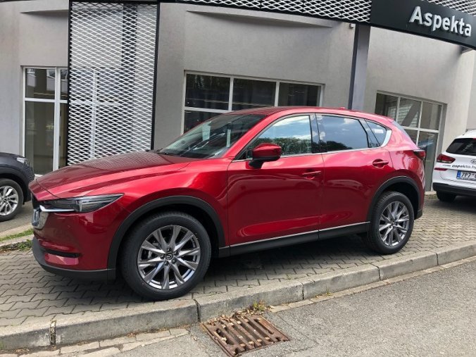 Mazda CX-5, 2.0i G 165K, barva červená