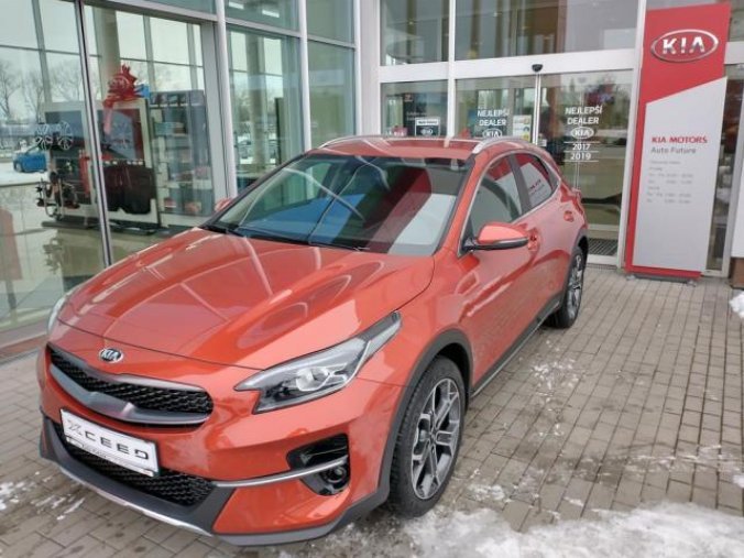 Kia XCeed, 1.5 T-GDi GPF TOP MY21, barva oranžová