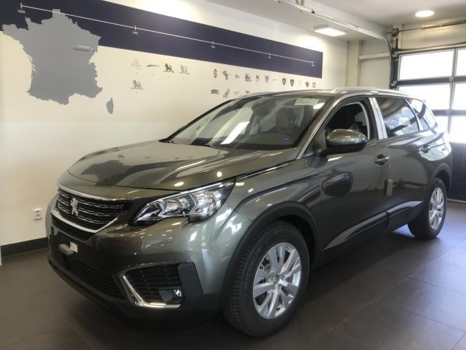 Peugeot 5008, ACTIVE 1.2 PureTech 130 MAN6, barva zelená