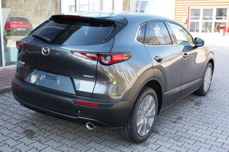 Mazda CX-30, SKYACTIV-X, barva šedá