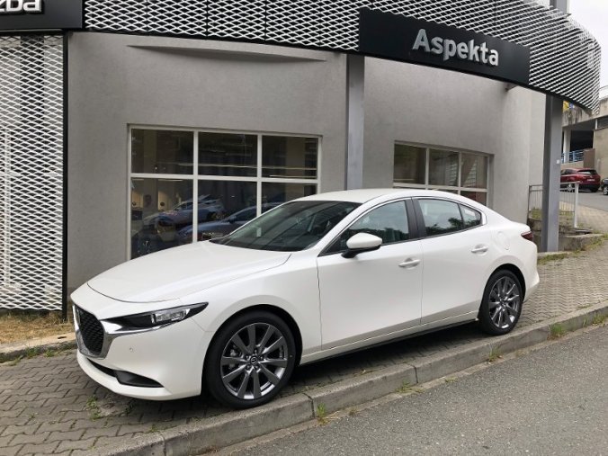 Mazda 3, 2.0i G 122, barva bílá