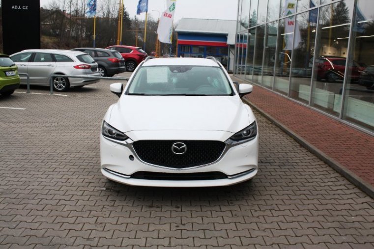 Mazda 6, SKYACTIV-G, barva bílá