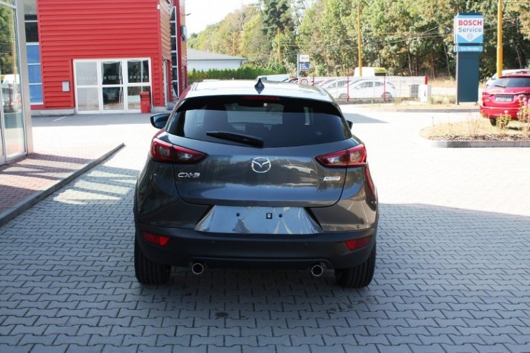 Mazda CX-3, SKYACTIV-G, barva šedá