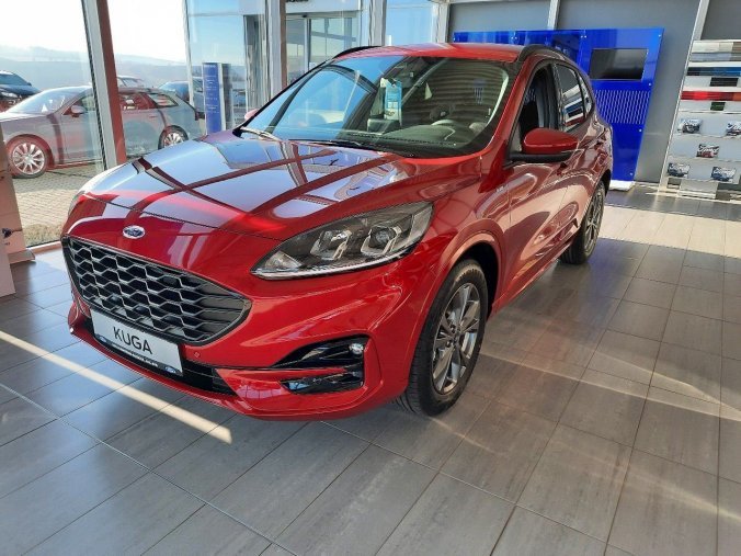 Ford Kuga, ST-Line, 5dveřová, 1.5 EcoBoost 110 kW/150 k, 6st. manuální, barva červená