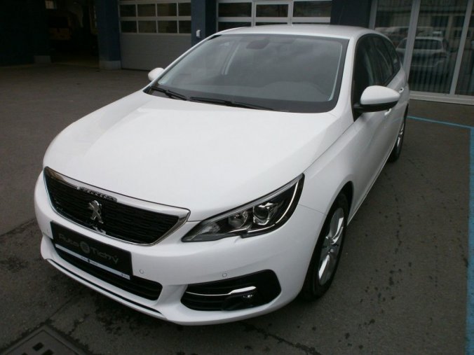 Peugeot 308, SW Active 1,5 BlueHDi 130 96 k, barva bílá