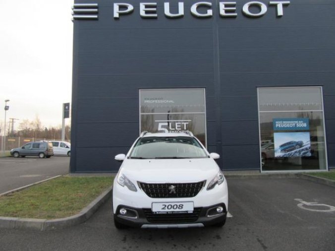 Peugeot 2008, ALLURE 1,2 PureTech 82k MAN5, barva bílá