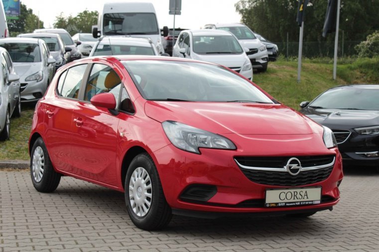 Opel Corsa, Smile 1,2 51 kW, barva červená