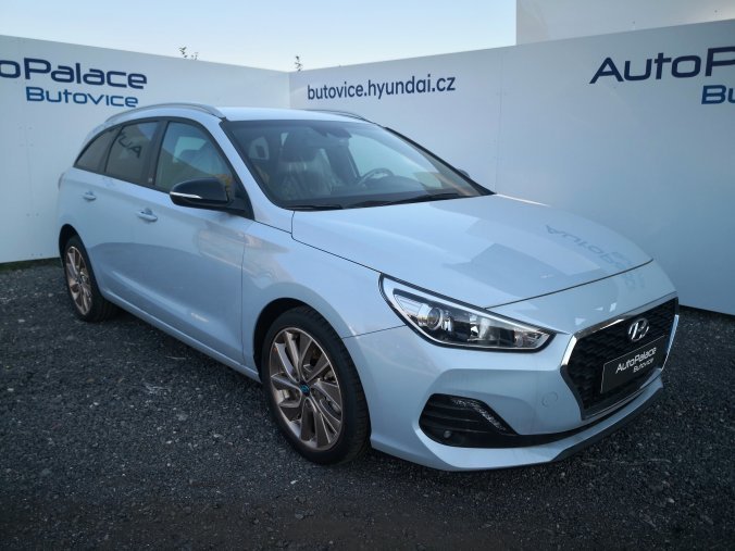 Hyundai i30, 1,4 T-GDI 103 kW (95 NAT) 6 st. man, barva bílá