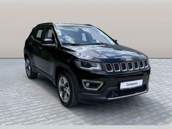 Jeep Compass, Limited 1.4 MultiAir 170k AWD, barva černá