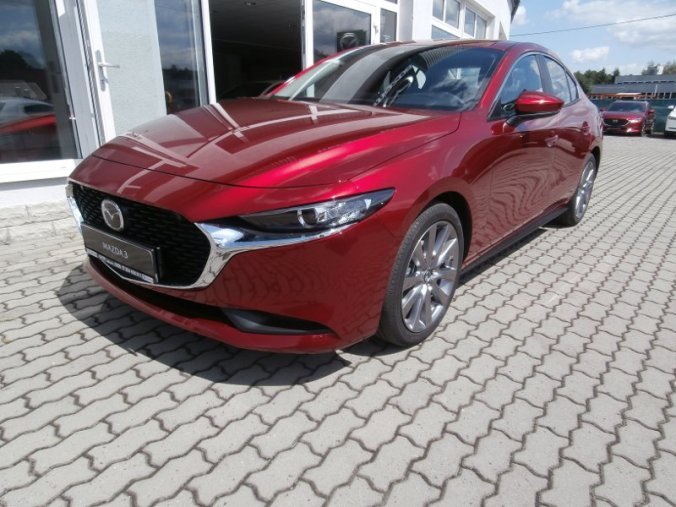 Mazda 3, Skyactiv G122, barva červená