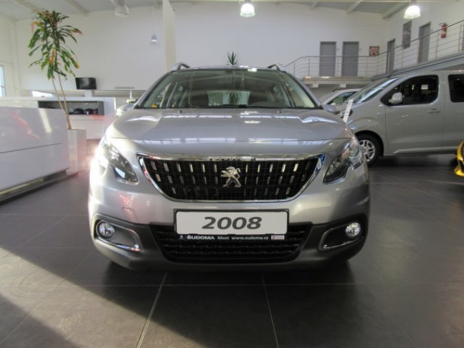 Peugeot 2008, Active 1.2 PureTech 110k EAT6, barva šedá