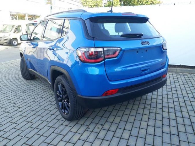 Jeep Compass, 1.3 150 PS NIGHT EAGLE automat, barva modrá