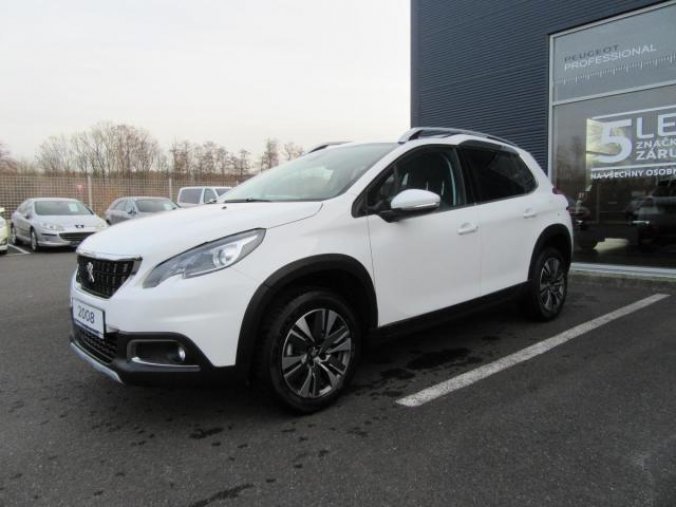 Peugeot 2008, ALLURE 1,2 PureTech 82k MAN5, barva bílá