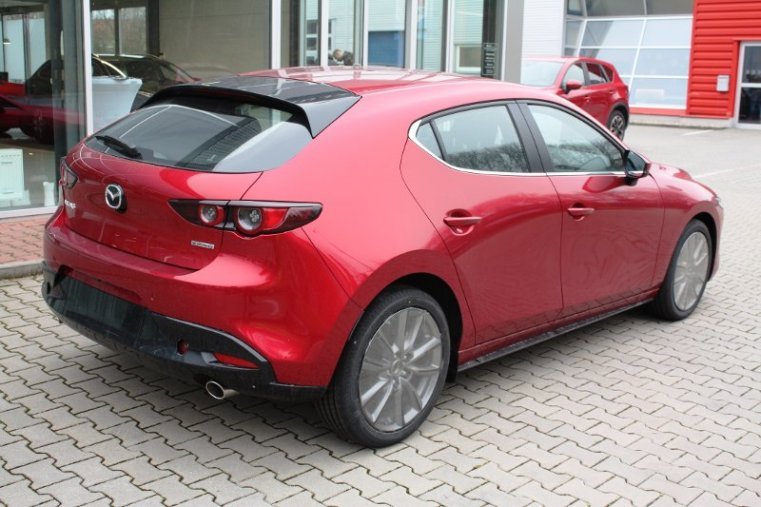 Mazda 3, SKYACTIV-G, barva červená