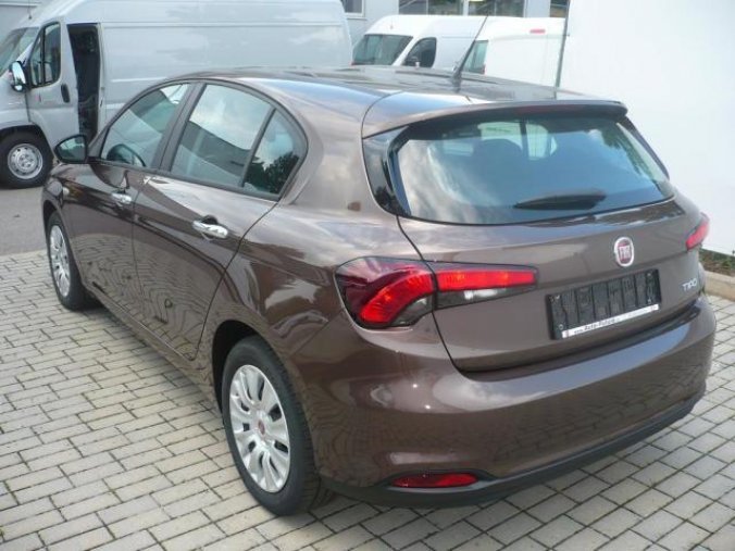 Fiat Tipo, HB 1.4 16v ITALIA, barva hnědá