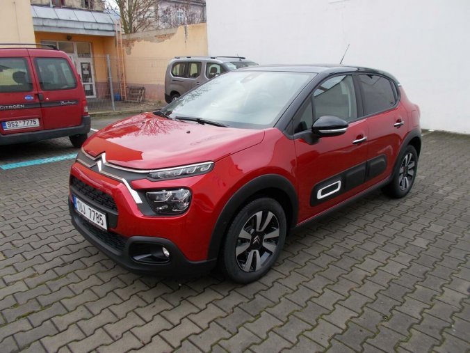 Citroën C3, Citroën C3 SHINE 1.2 PT 110 EAT6, barva červená