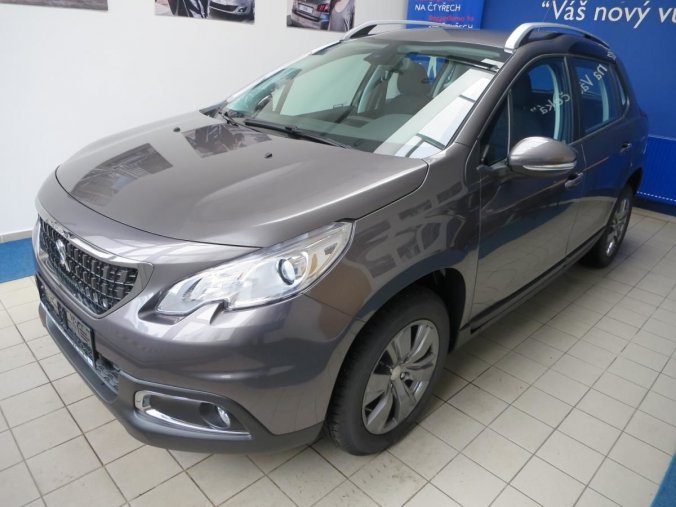 Peugeot 2008, ACTIVE 1.2 PureTech 110 MAN6, barva šedá