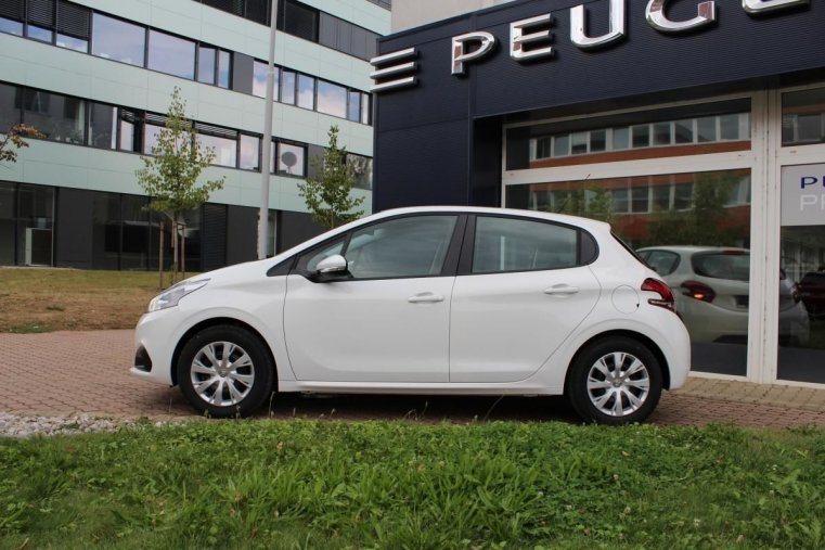 Peugeot 208, 5P ALLURE 1.2 PT 110 EAT6, barva bílá