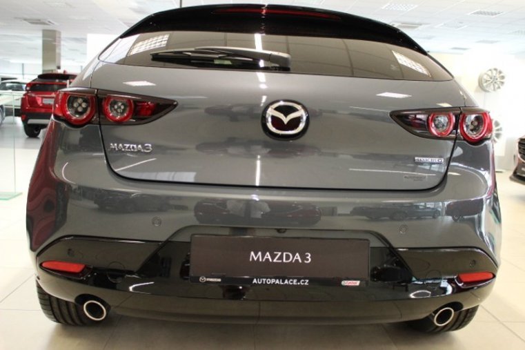 Mazda 3, 2,0G 89kW/122k, barva šedá