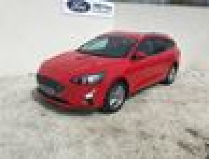 Ford Focus, 1.0 EcoBoost, barva červená