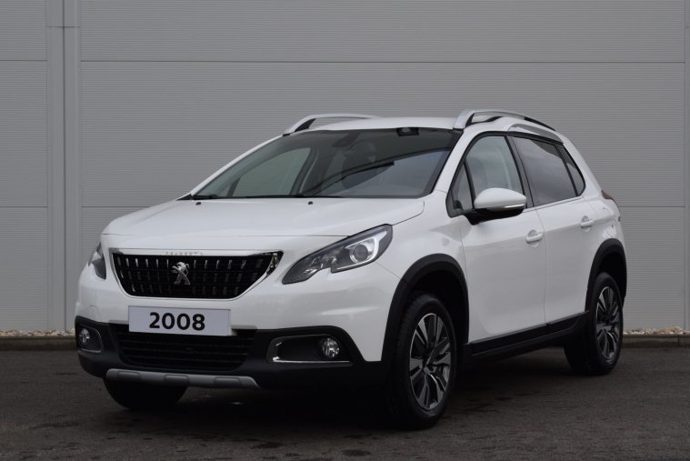 Peugeot 2008, ALLURE 1.2 PureTech 82 S&S MAN5, barva bílá