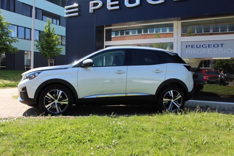 Peugeot 3008, ALLURE 1.5 BlueHDi 130 EAT8, barva bílá