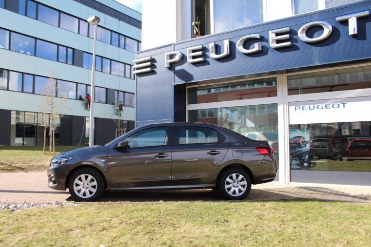 Peugeot 301, ACTIVE 1.2 PureTech 82 MAN5, barva šedá