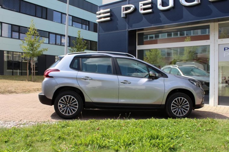 Peugeot 2008, ACTIVE 1.2 PureTech 82k MAN5, barva šedá