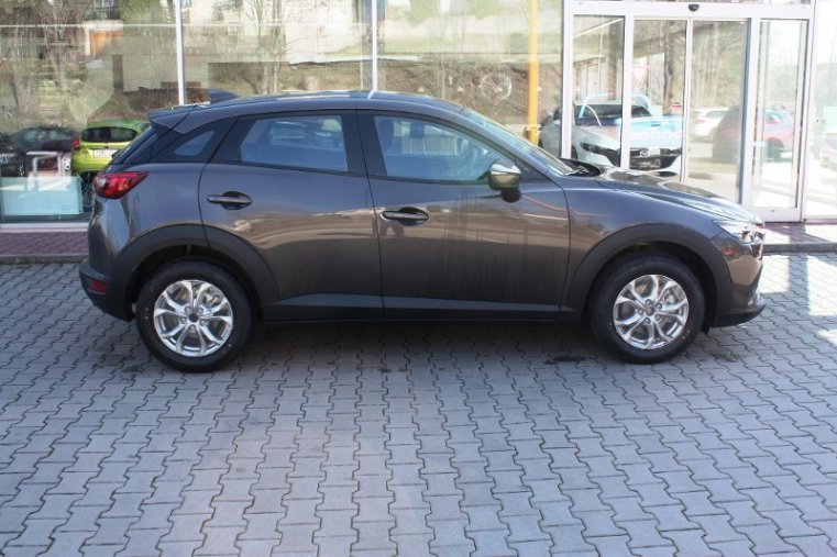 Mazda CX-3, SKYACTIV-G, barva šedá