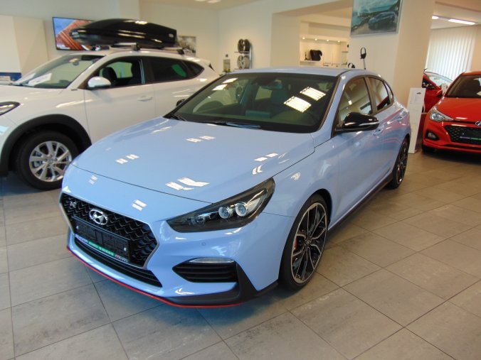 Hyundai i30, 2,0 T-GDI E-CVVT 202 kW (95 NAT) 6 st. man, barva modrá