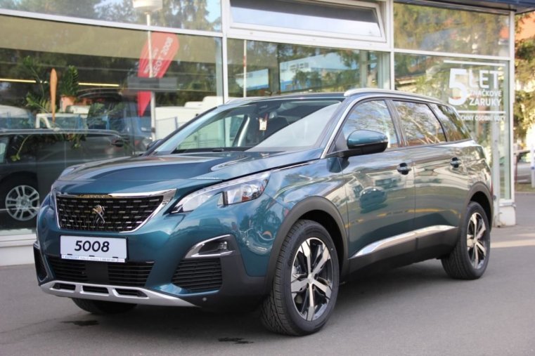 Peugeot 5008, ALLURE 1.2 PureTech 130 S&S EA, barva zelená